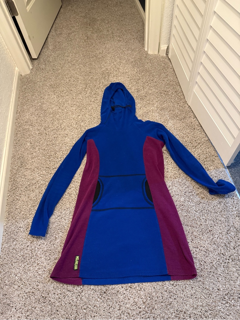 Melanzana Women's Royal Blue Hooded Pullover